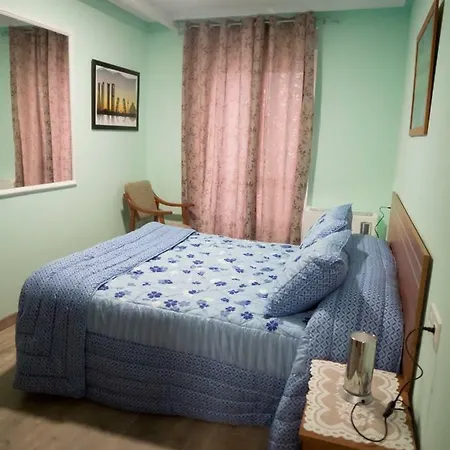 Turísticos Víctor De Ríos Apartamento *