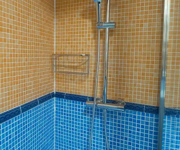 Turisticos Victor De Rios Lägenhet León